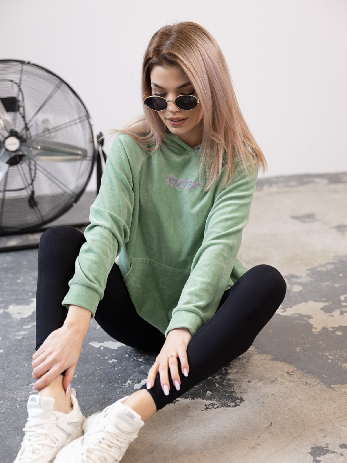 BLUZA WELUR LUX MIĘTOWA DMF