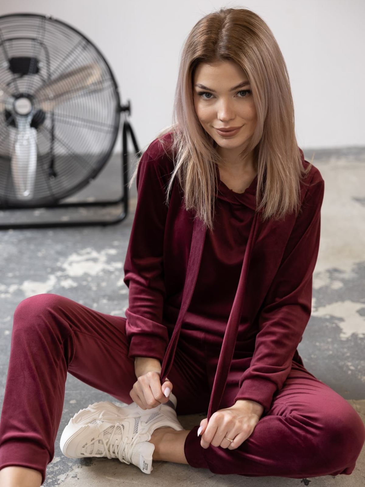 KOMPLET WELUROWY BURGUNDOWY VIBES