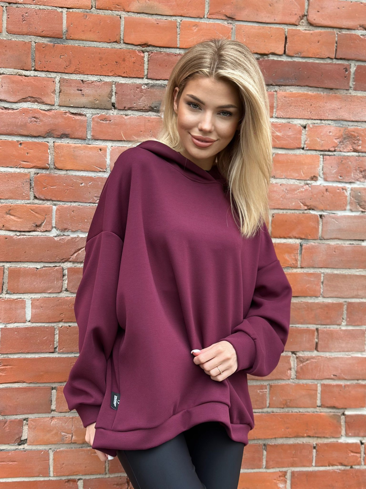 BLUZA OVERSIZE Z KAPTUREM BURGUNDOWA DMF
