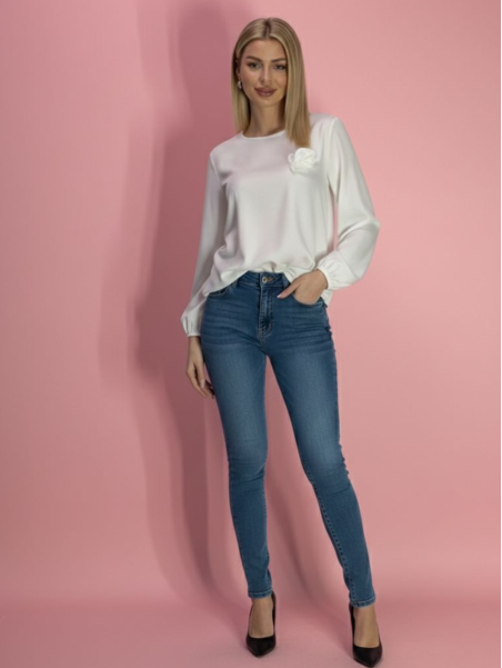 Bluzka z ozdobnym kwiatem ecru